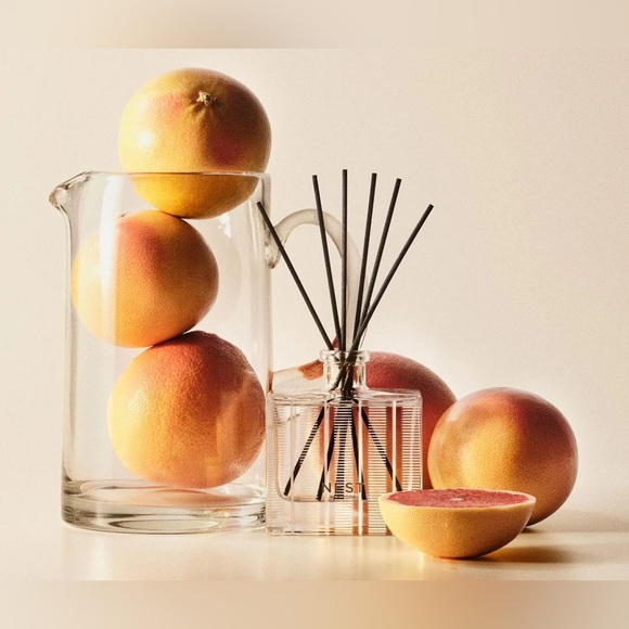 NIB Nest Grapefruit Reed Diffuser Citrus Fresh
$65MSRP - Picture 4 of 4